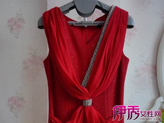 【梦见买红衣服】【图】梦见买红衣服有什么寓
