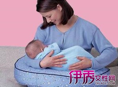 【新生儿喂奶姿势图片】【图】新生儿喂奶姿势