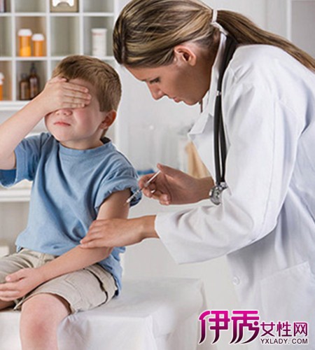 【一岁半宝宝轻微感冒能打麻腮风疫苗吗】【图