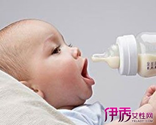 新生儿喝奶量】【图】分析新生儿喝奶量标准?