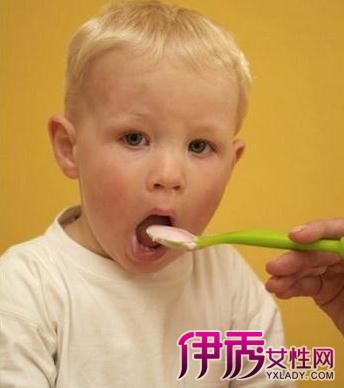 【宝宝菜谱】【图】2岁宝宝饮食特点 2岁宝宝