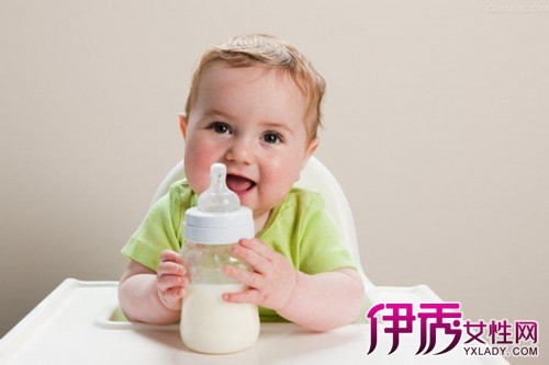 【喝母乳的宝宝要喝水吗】【图】喝母乳的宝宝