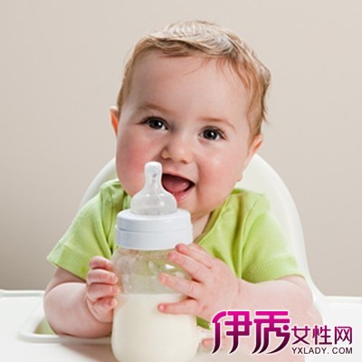 【婴儿 吐奶】【图】婴儿吐奶是怎么回事呢 解