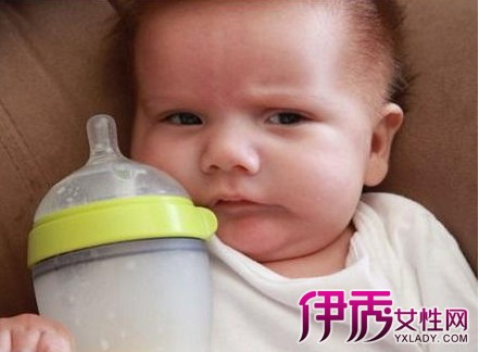 【婴儿不吃奶粉怎么办】【图】婴儿不吃奶粉怎