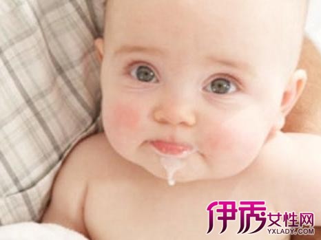 【宝宝吐奶是什么原因】【图】宝宝吐奶是什么