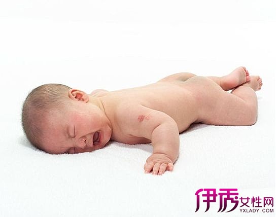 【一岁宝宝睡觉翻来覆去】【图】一岁宝宝睡觉