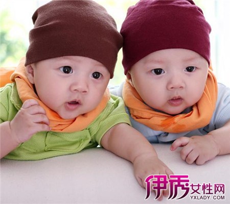 【双胞胎出生多少斤正常】【图】双胞胎出生多