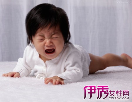 【新生儿夜间哭闹】【图】婴儿晚上睡觉不踏实