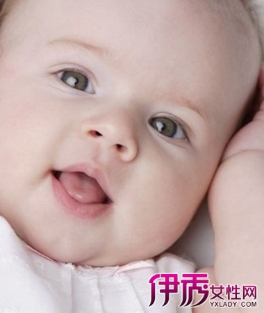 【2个月婴儿舌苔厚白是怎么回事】【图】揭2