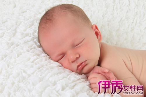 【三个月婴儿睡眠时间是多少】【图】三个月婴