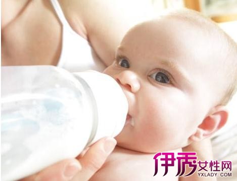 【婴儿喂奶后如何拍背】【图】婴儿喂奶后如何