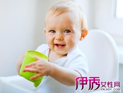 【图】婴儿一天喂几次水? 几个事项帮宝宝健康