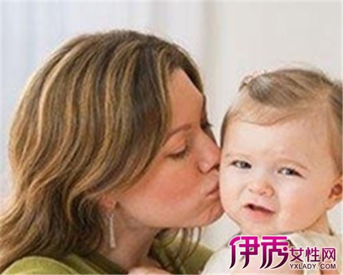 【图】一岁宝宝尿少尿黄是什么原因 爱宝妈妈