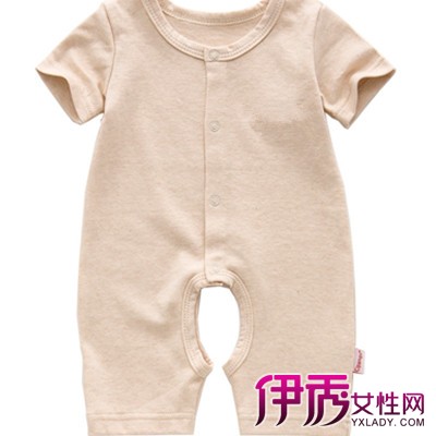 【图】新生儿连体裤怎么穿 告诉你宝宝穿连体