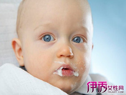 【图】宝宝大口吐奶的原因呢四个方法有效缓解