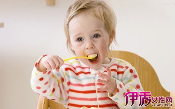 【图】四个月宝宝能吃什么辅食?米粉是妈妈们
