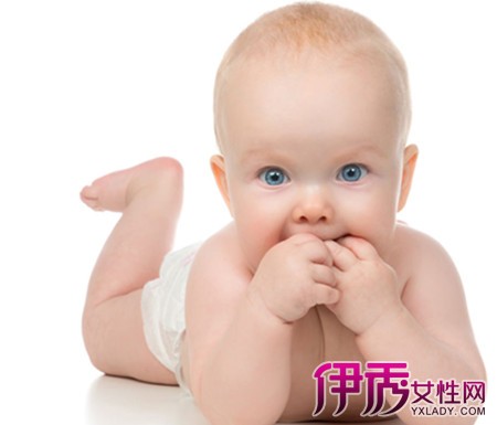 【图】小孩吃手是什么原因呢 防止宝宝吃手的