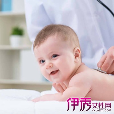 【图】初生婴儿打嗝吐奶怎么办新生儿护理攻略