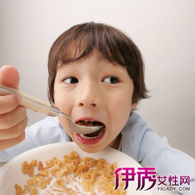 【图】8岁小孩吃饭呕吐是什么原因呢7大病因