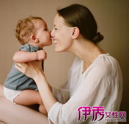 【发烧能给宝宝喂奶吗】【图】发烧能给宝宝喂