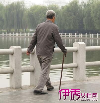 【图】老年人走路不稳是什么原因呢 3种原因会